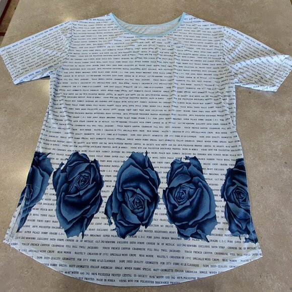Women's Blue Graphic Wording Short Sleeves Tee-Shirt with Navy Roses Accent LGE - Picture 2 of 8